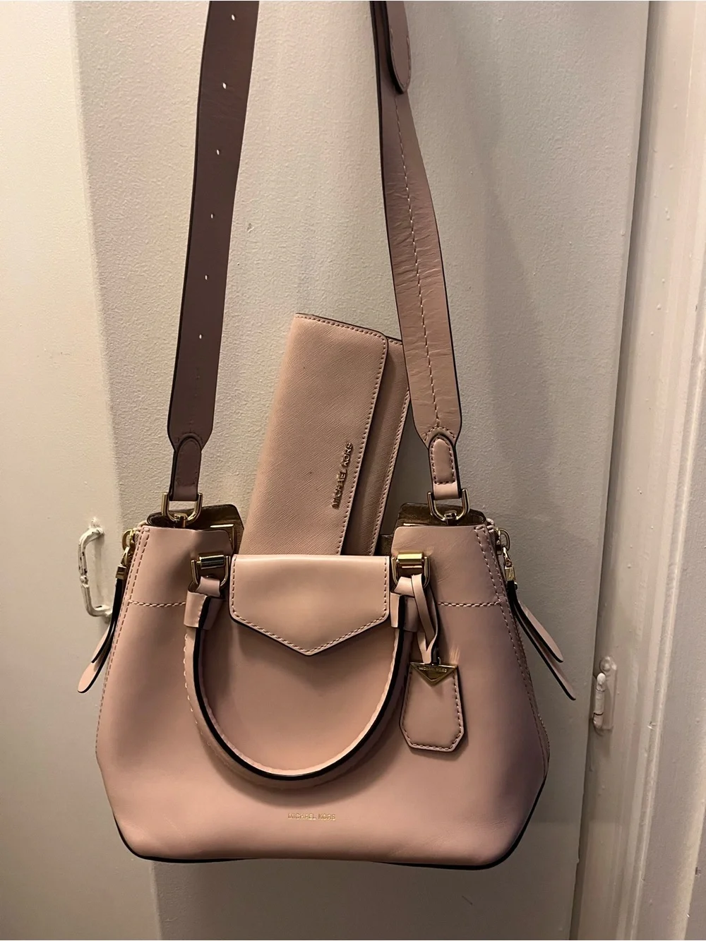 Michael Kors Blush Pink Leather Shoulder Bag with Matching Wallet